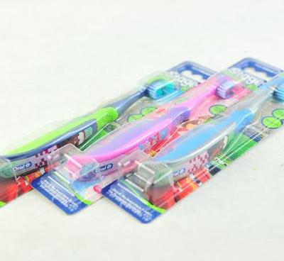 韓國歐樂B階段型兒童牙刷 專為5-7歲兒童設(shè)計(jì)的口腔護(hù)理伙伴